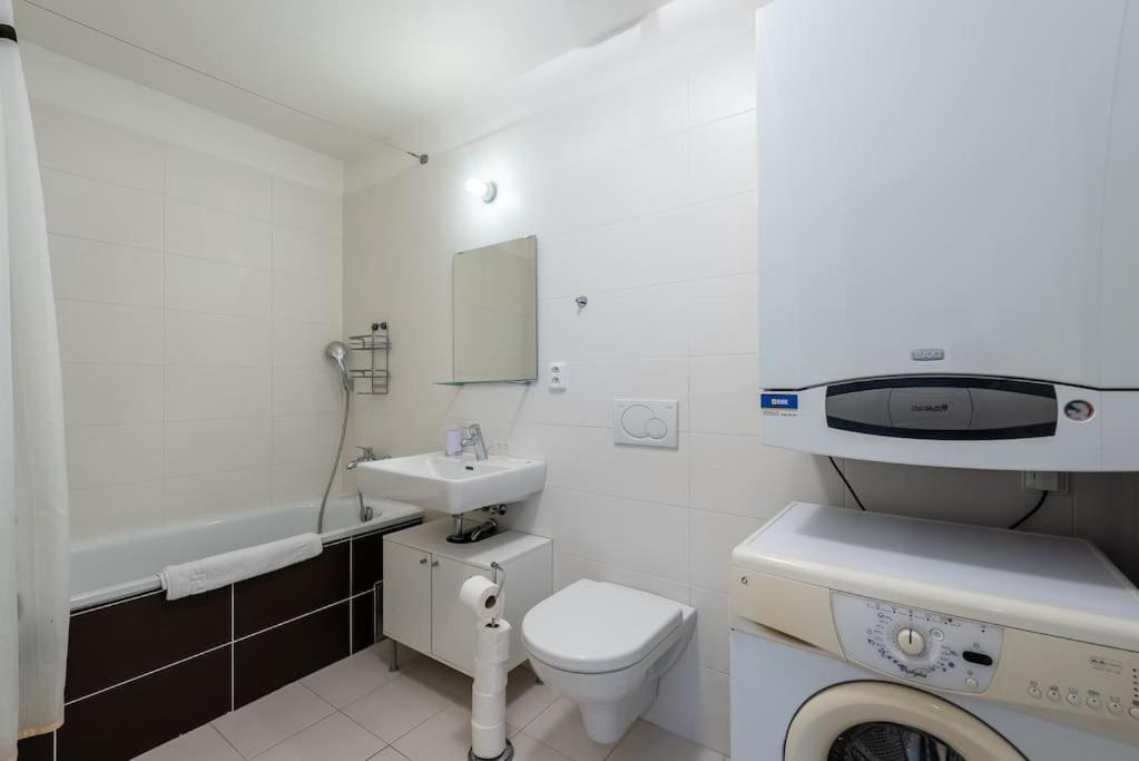 Sunny Safron Apartment Prague Luaran gambar